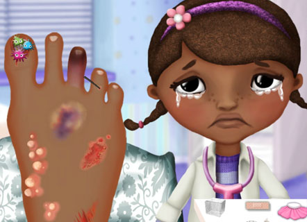 Гра доктор Плюшева: лікування ноги