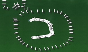 Гра Доміно з ланцюговою реакцією